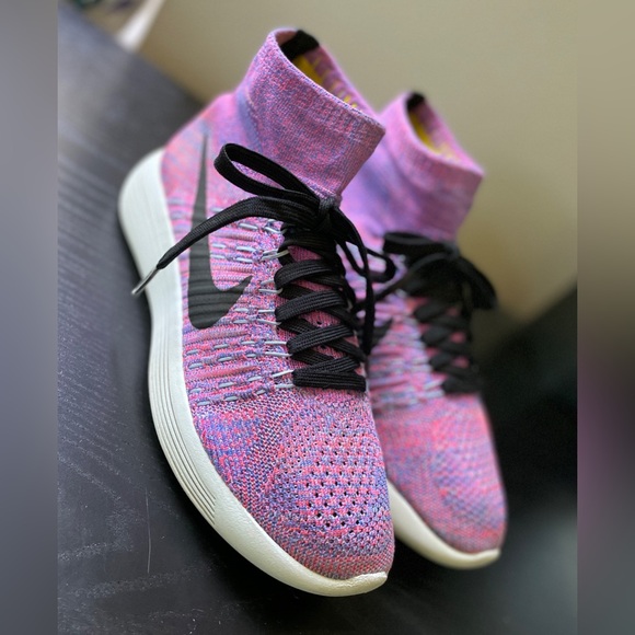 Nike Lunarepic Flyknit - Picture 2 of 6